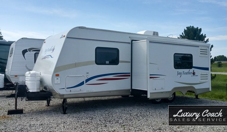 2008 Jayco Jay Feather LGT 25f at Luxury Coach