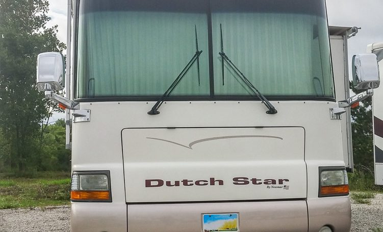 2001 Newmar Dutch Star Diesel Pusher 3852 at Luxury Coach
