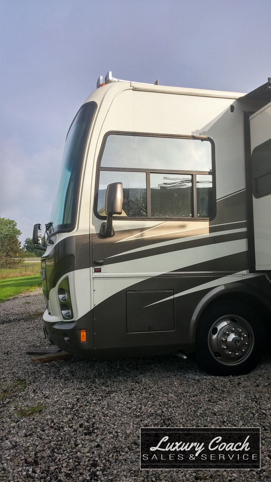 FOR SALE 2009 Damon Astoria Pacific Luxury Coach and other RVs