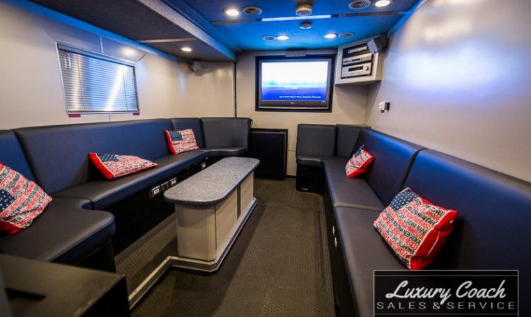 2006 Freightliner MT55 from Luxury Coach