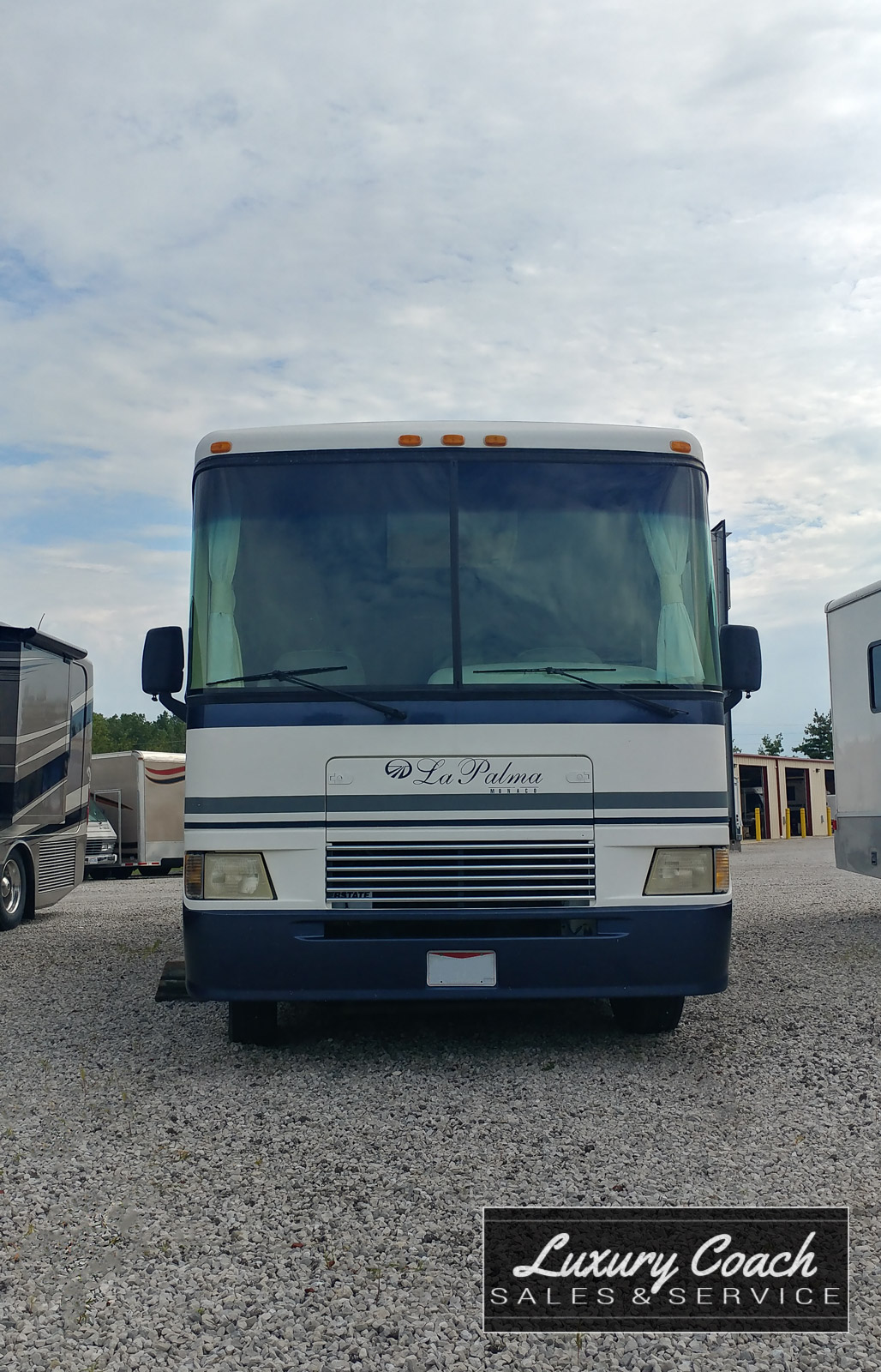 SOLD 1999 Monaco La Palma 32S Luxury Coach Sales & Service