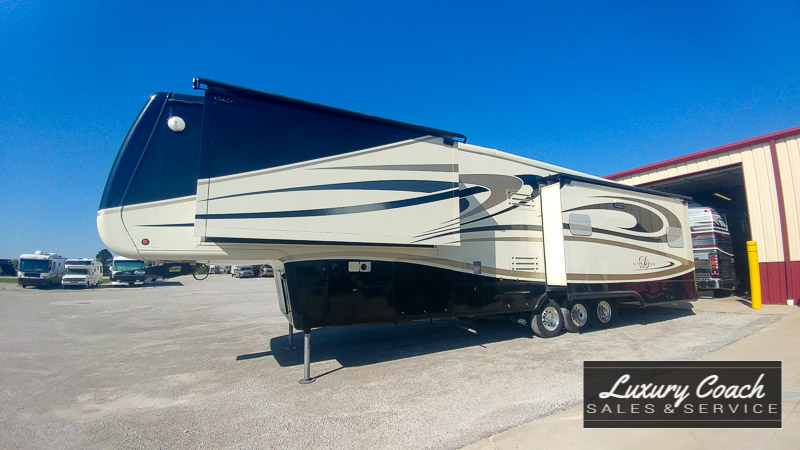 SOLD: 2010 DRV Elite Suites M-43 Denver