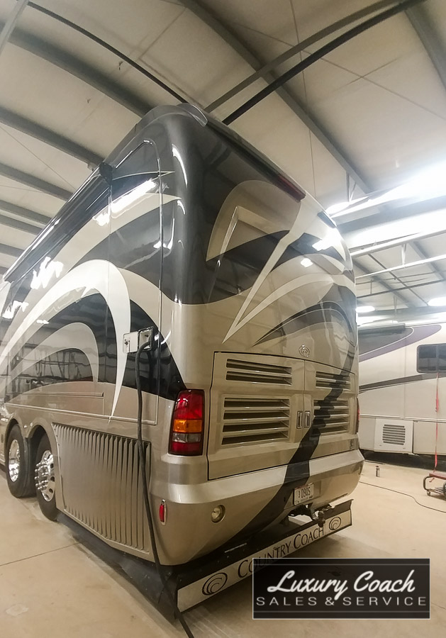 2006 Country Coach Magna SOLD Luxury Coach Sales & Service