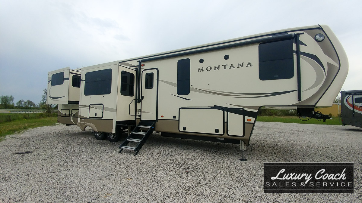 2018 Keystone Montana 3791D | FOR SALE $54,995 | Luxury Coach