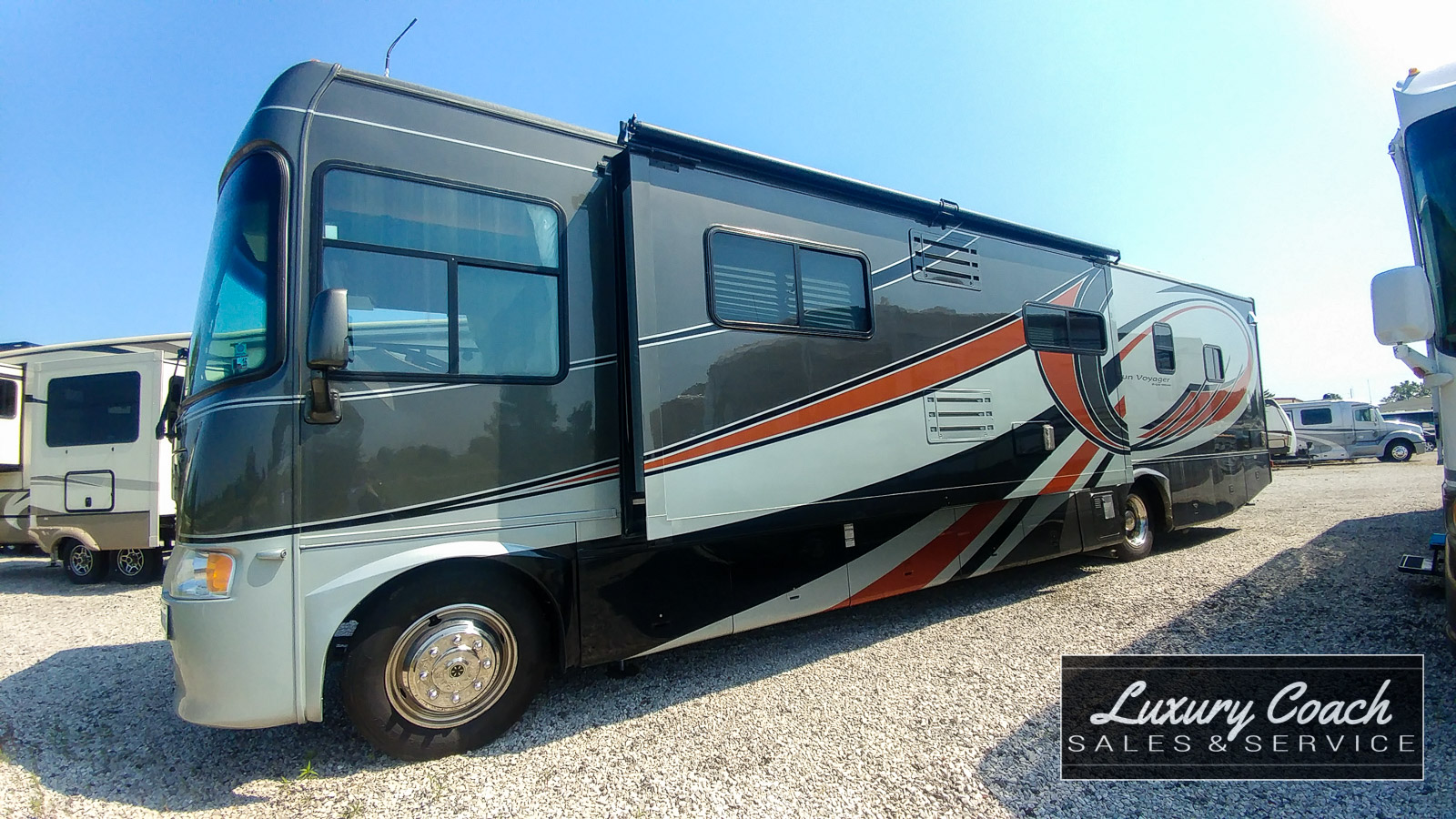 SOLD: 2008 Gulf Stream Sun Voyager - $59,995.00 | Luxury Coach