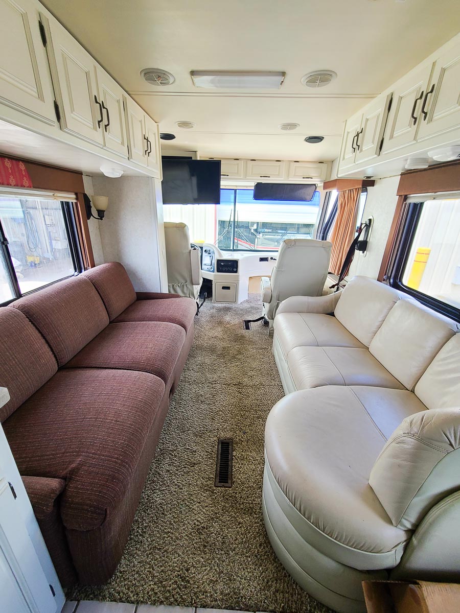 SOLD: 1998 Holiday Rambler Endeavor 37WDS