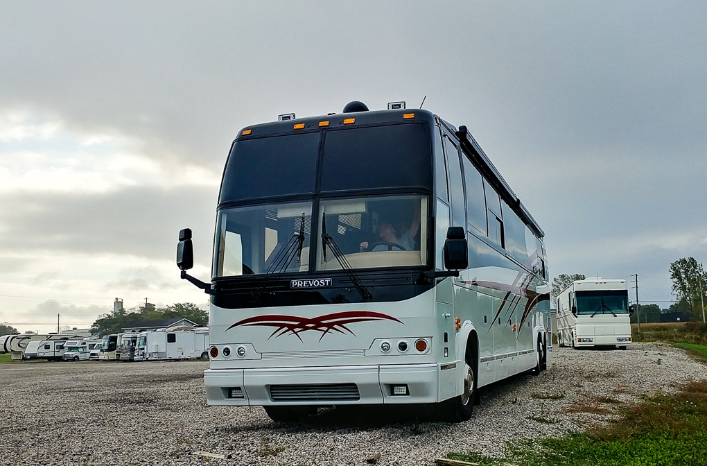 2001 Prevost H345 Custom Coach Luxury Coach Sales & Service