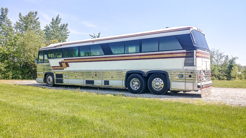 1977 MCI MC8 Custom Coach Land Cruiser Luxury Coach Sales & Service
